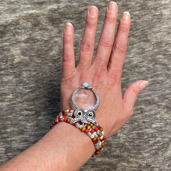 ⭐️ sale HP! ❤️ handmade, beaded stretch cord. magnifying owl - Picture 4 of 12